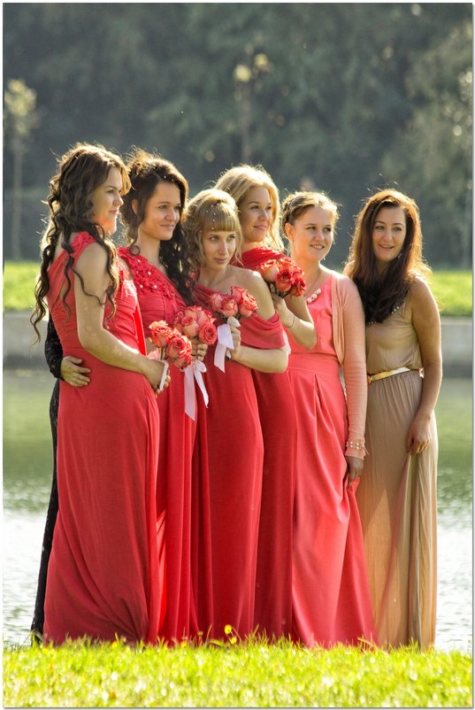Подружки невесты - OKCAHA Валова