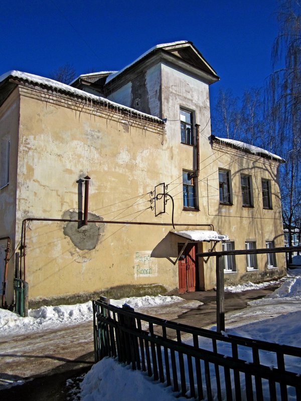 Старый дом - Павел Зюзин