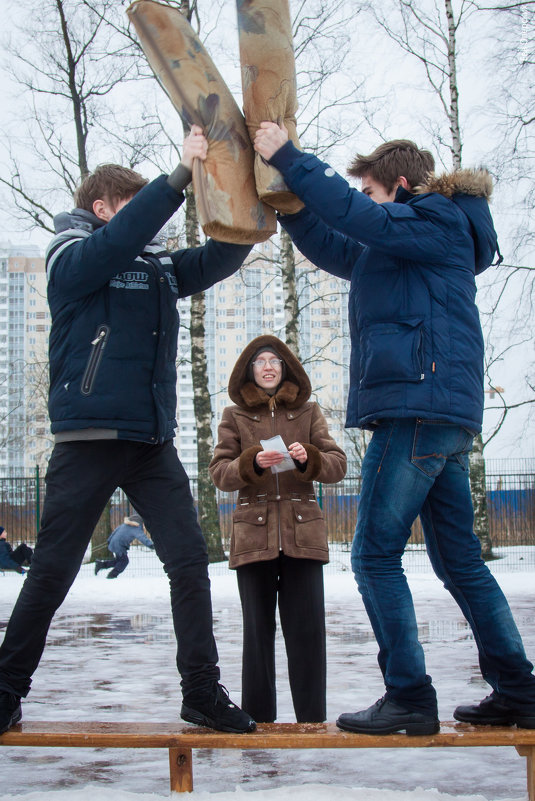 "Масленые" лица - Ева Олерских