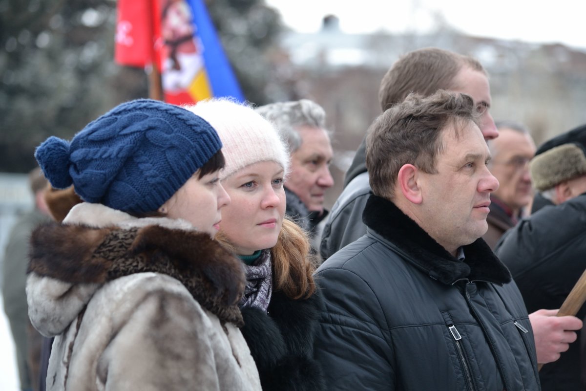 На митинге - Валерий Лазарев