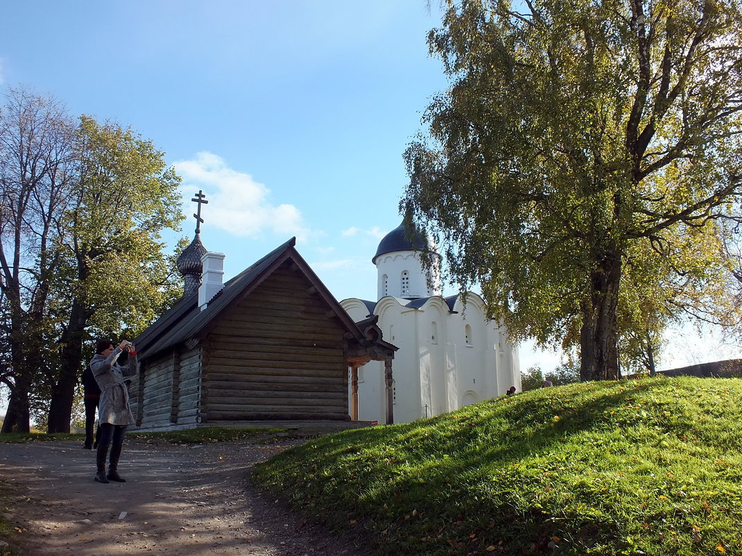 Церковь Дмитрия Солунского и церковь Святого Георгия - Николай 