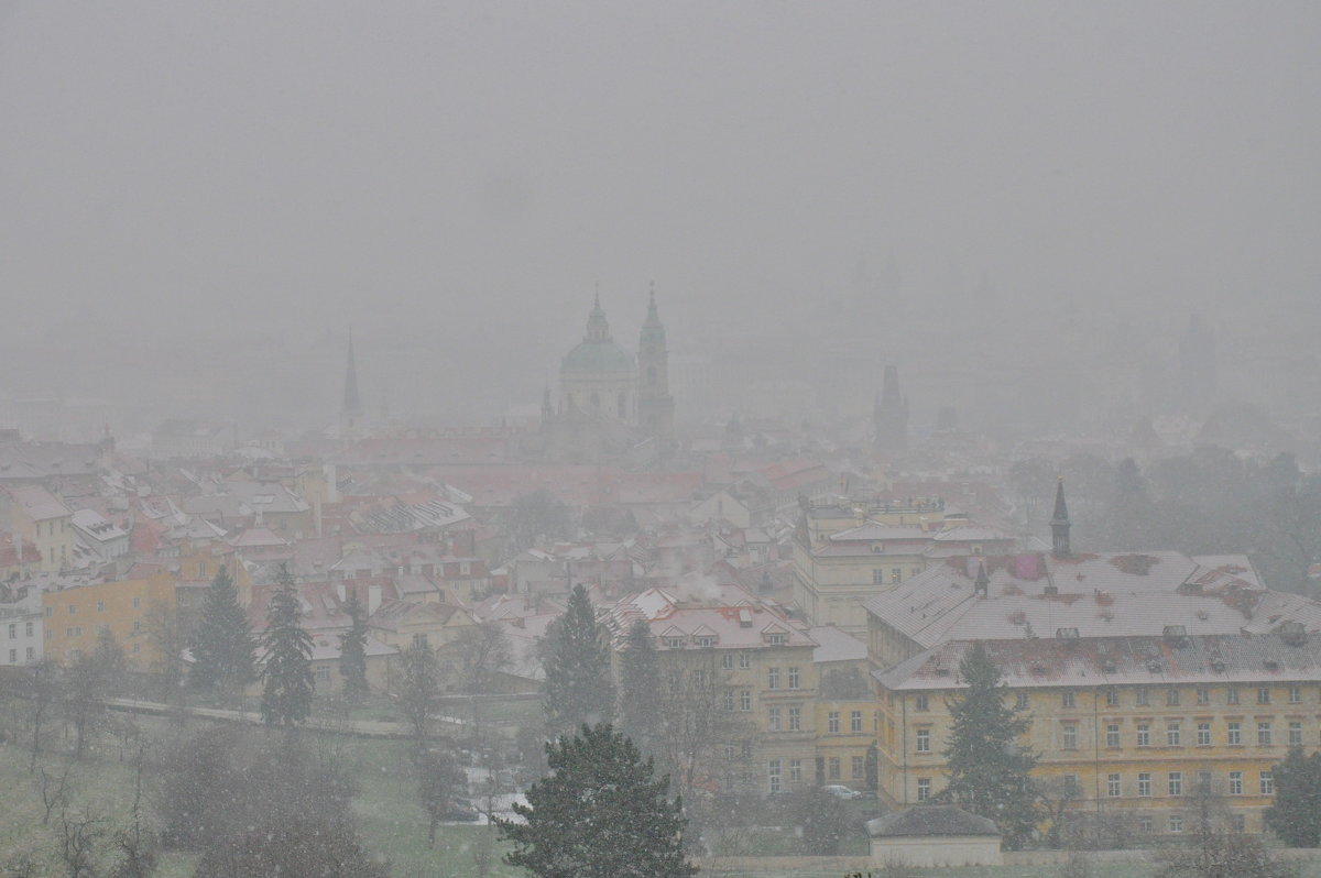 Прага, снегопад - Игорь 