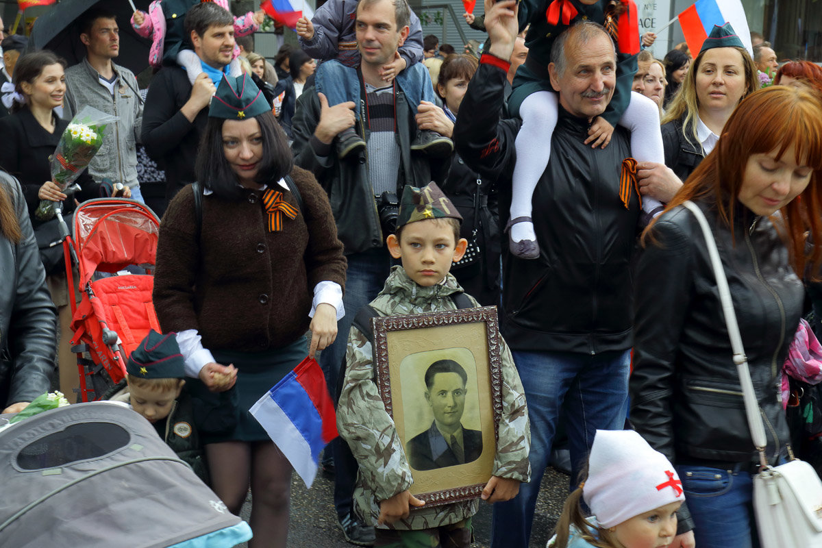 С прадедом на парад - Михаил Баевский