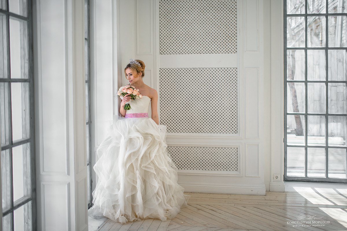 Невеста в белом лофте - Konstantin Morozov