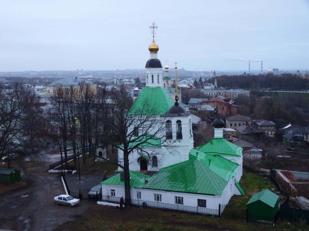 Ансамбль Спасской холодной церкви и Никольской теплой церкви с колокольней. - Galina Leskova