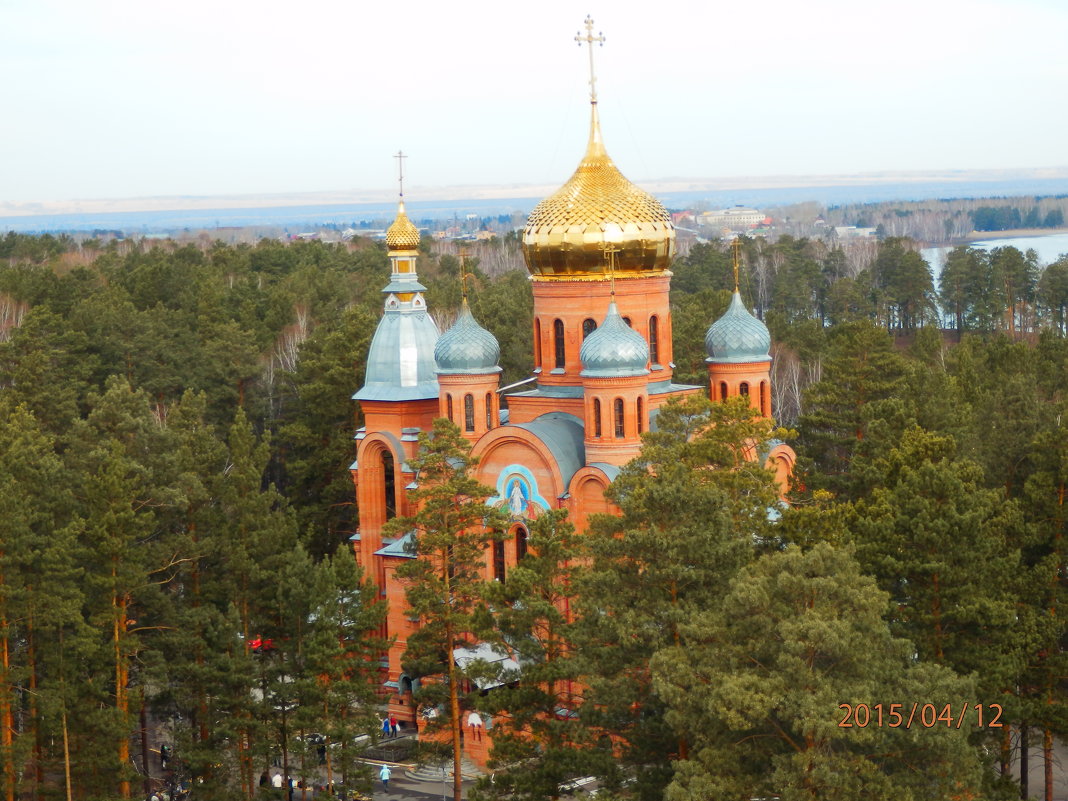 Церковь маленького городка в Сибири - Владимир Звягин