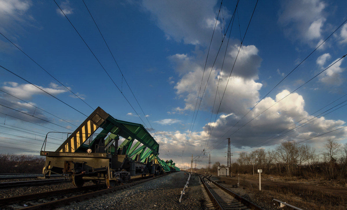 centripetal railway glam-oure - Антон Летов