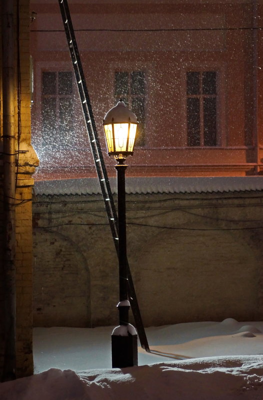 Зима в Высокопетровском монастыре - Евгений Жиляев