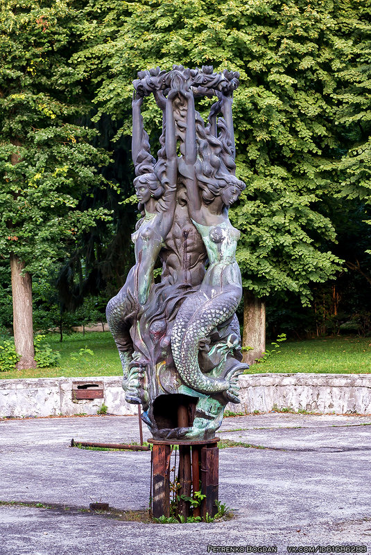 Старый фонтан - Стрийський парк - Львов - Богдан Петренко