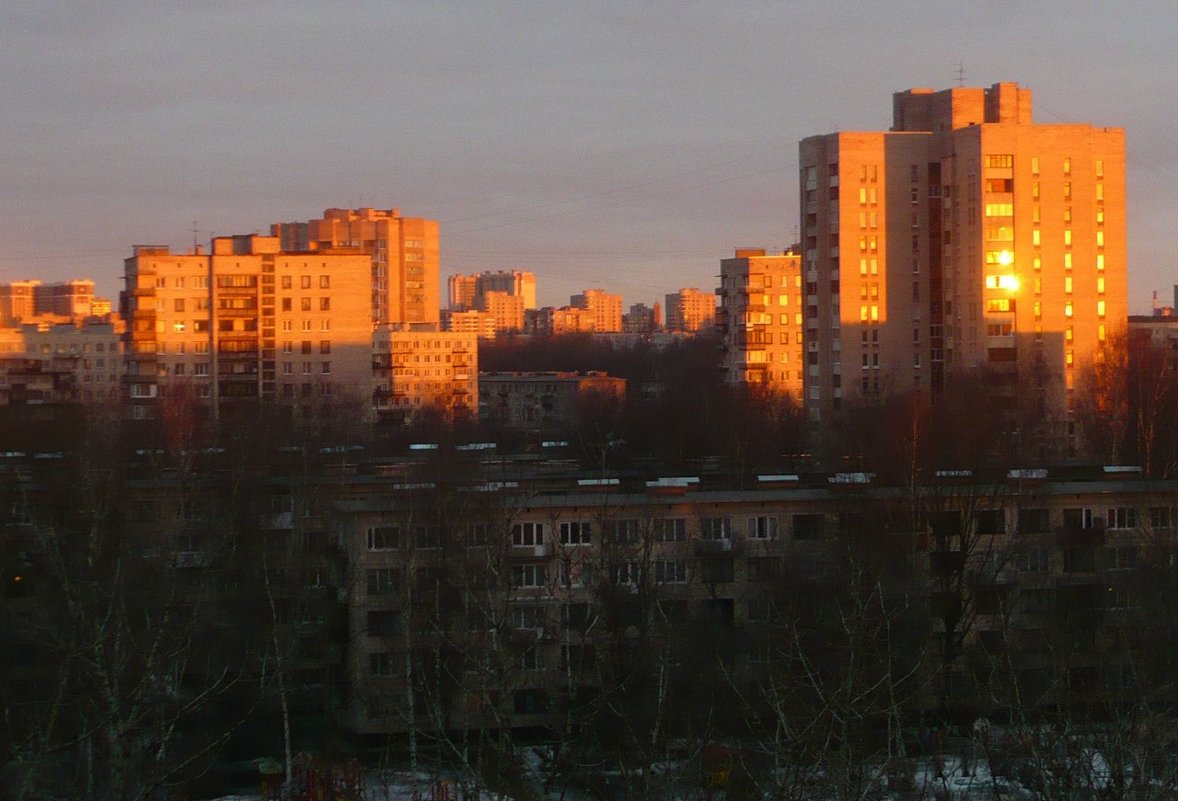 Утро в Полюстрове - Сергей Доспехов