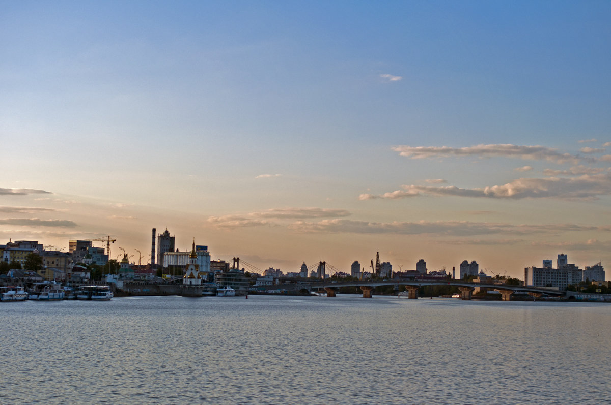 Evening City - Roman Ilnytskyi