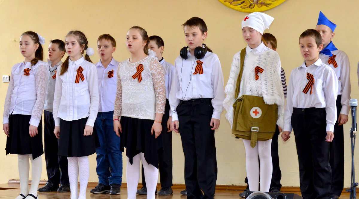 концерт в школе - карина полякова