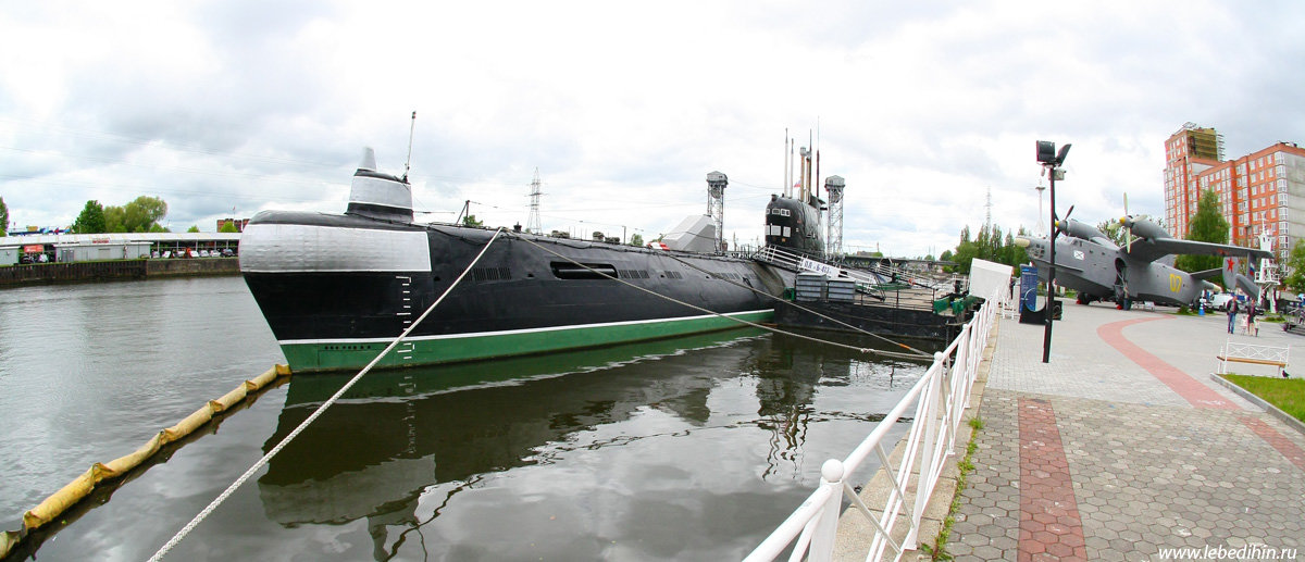 Подводная лодка - Дмитрий Лебедихин