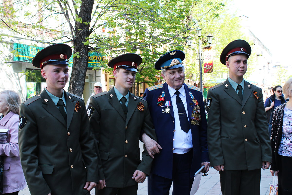 ..."Разрешите с Вами сфотографироваться!"... - Лариса Коломиец