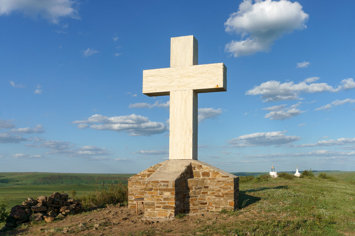 Крест из Инкерманского камня из Севастополя - Сергей 