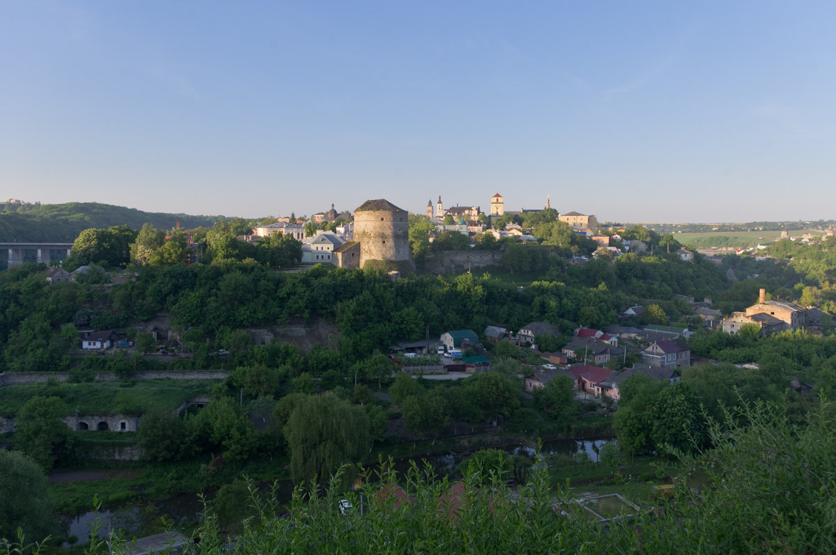 Утро Старого города. - Александр Крупский