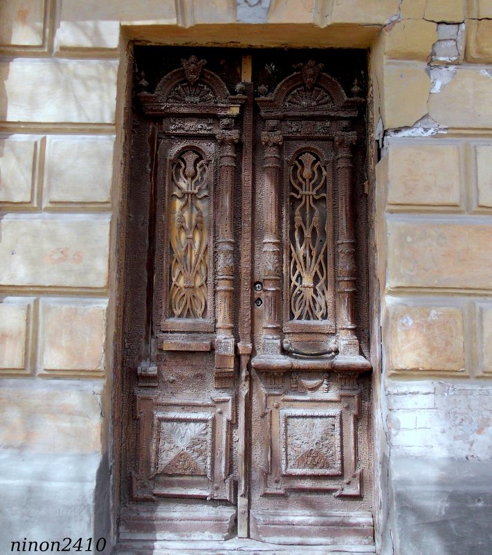 Старинные двери - Нина Бутко