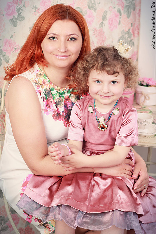 Млана с мамой - Ульяна Новикова
