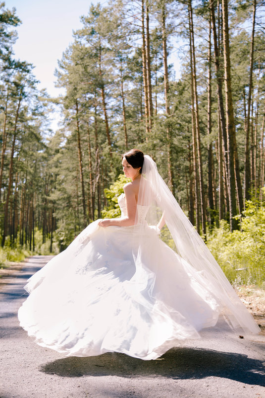 белое платье - Янина Гвоздева