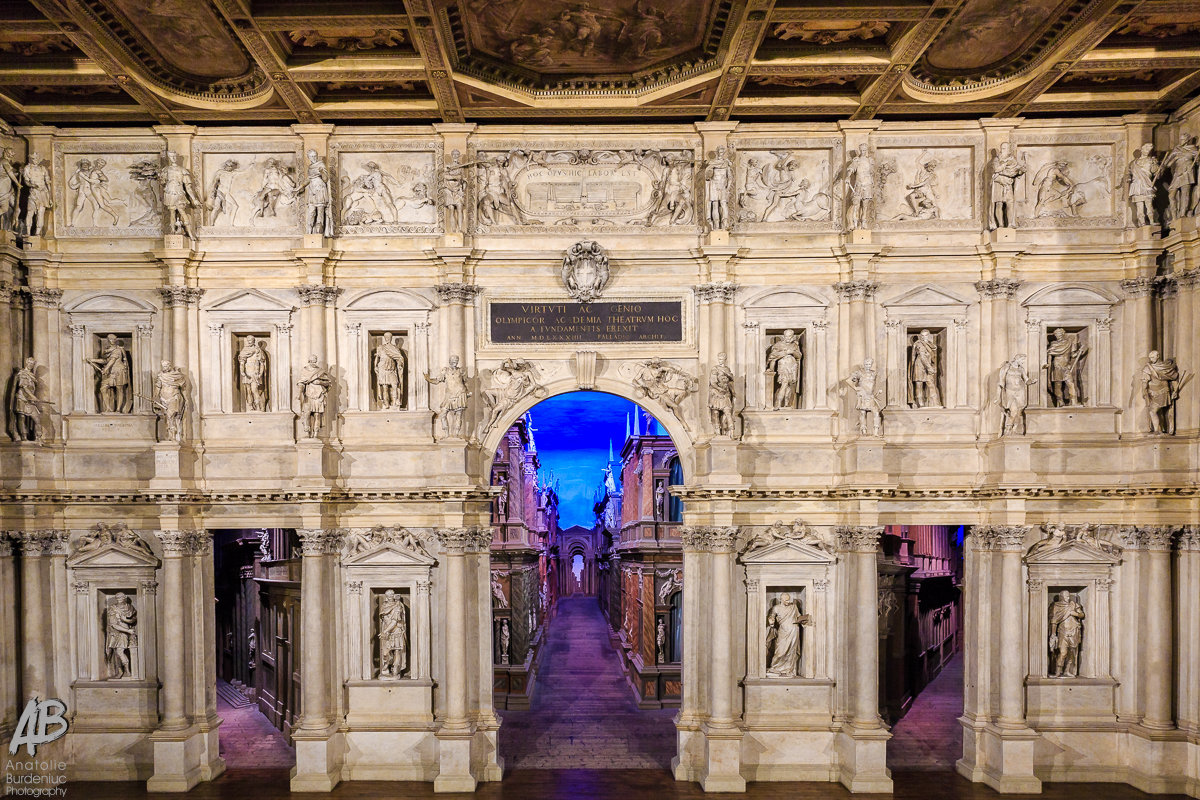 Teatro Olimpico in Vicenza - Aнатолий Бурденюк