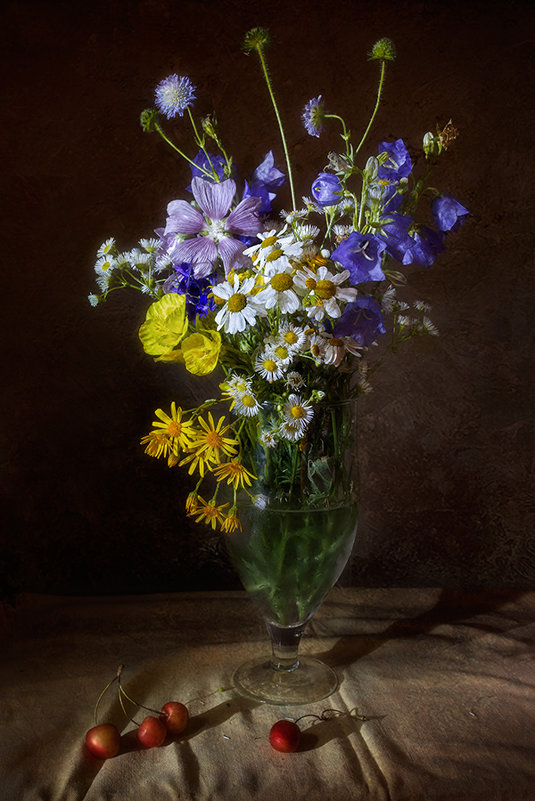 Натюрморт с полевыми цветами - Evgeny Kornienko