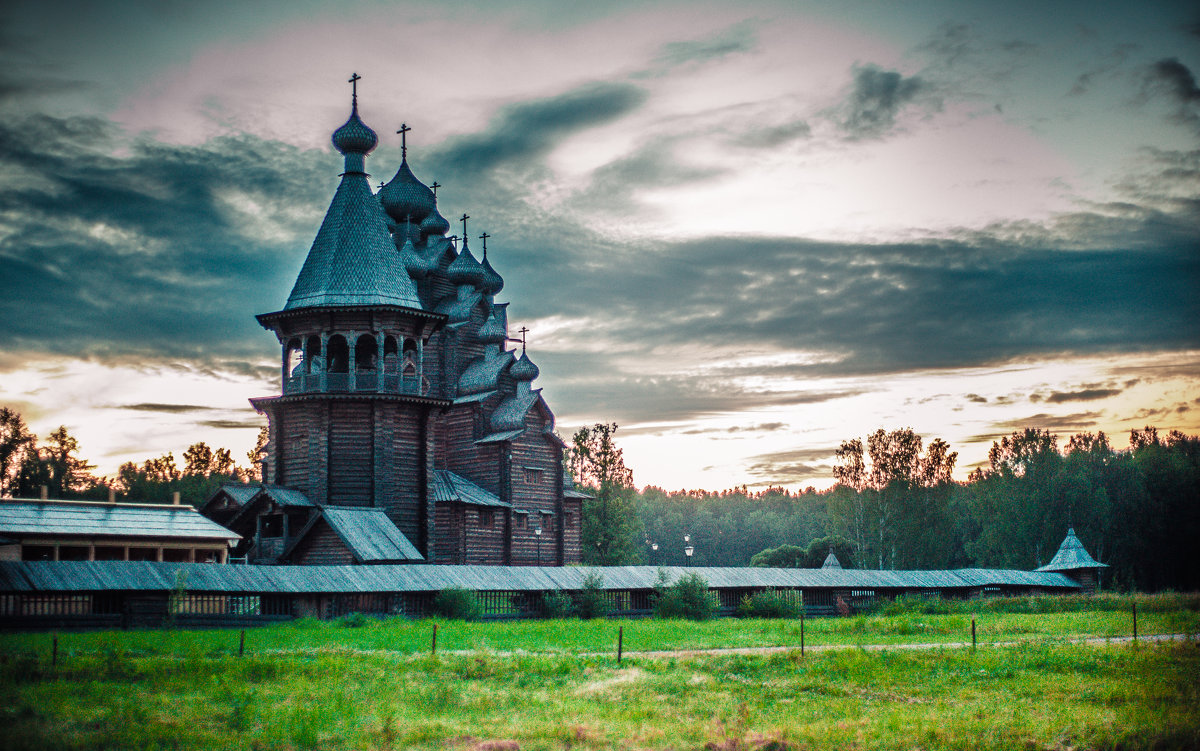 Пригород Питера, Церковь - Антон Рыбкин