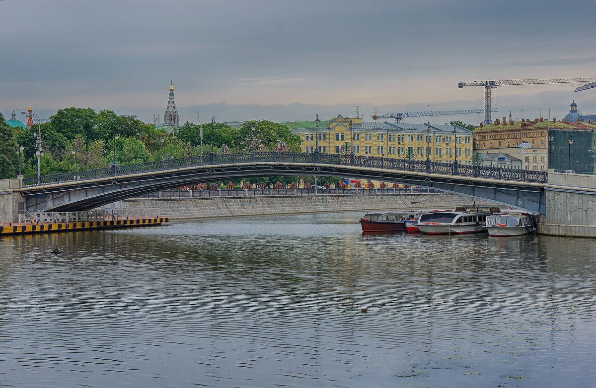 Пешеходный Третьяковский ( Лужков) мост... - марк 