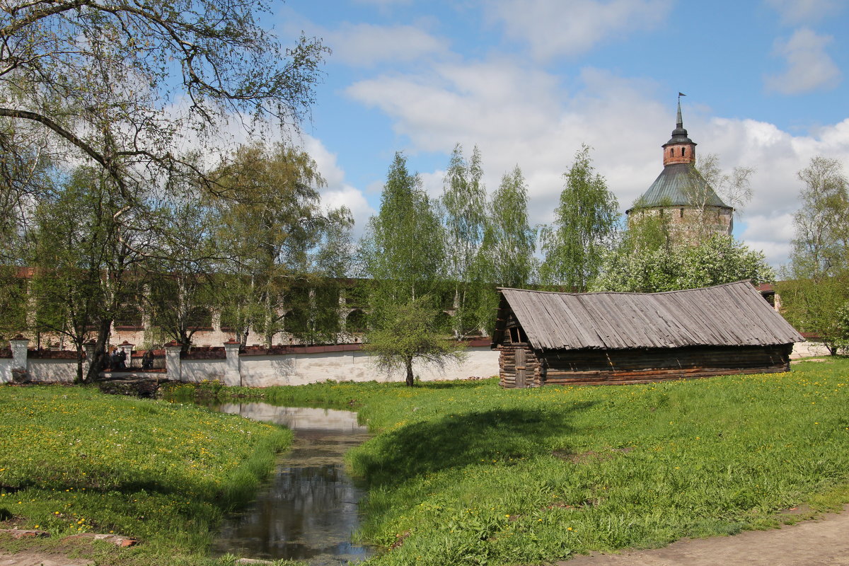 В монастыре - Nikolay Monahov