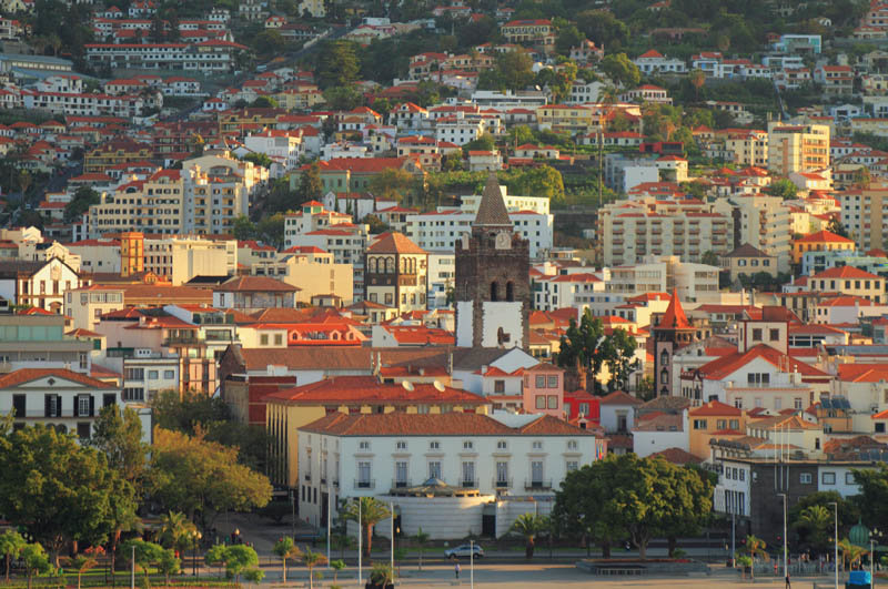 Собор и город. Фуншал, Мадейра, Португалия - photobeginner khomyakov