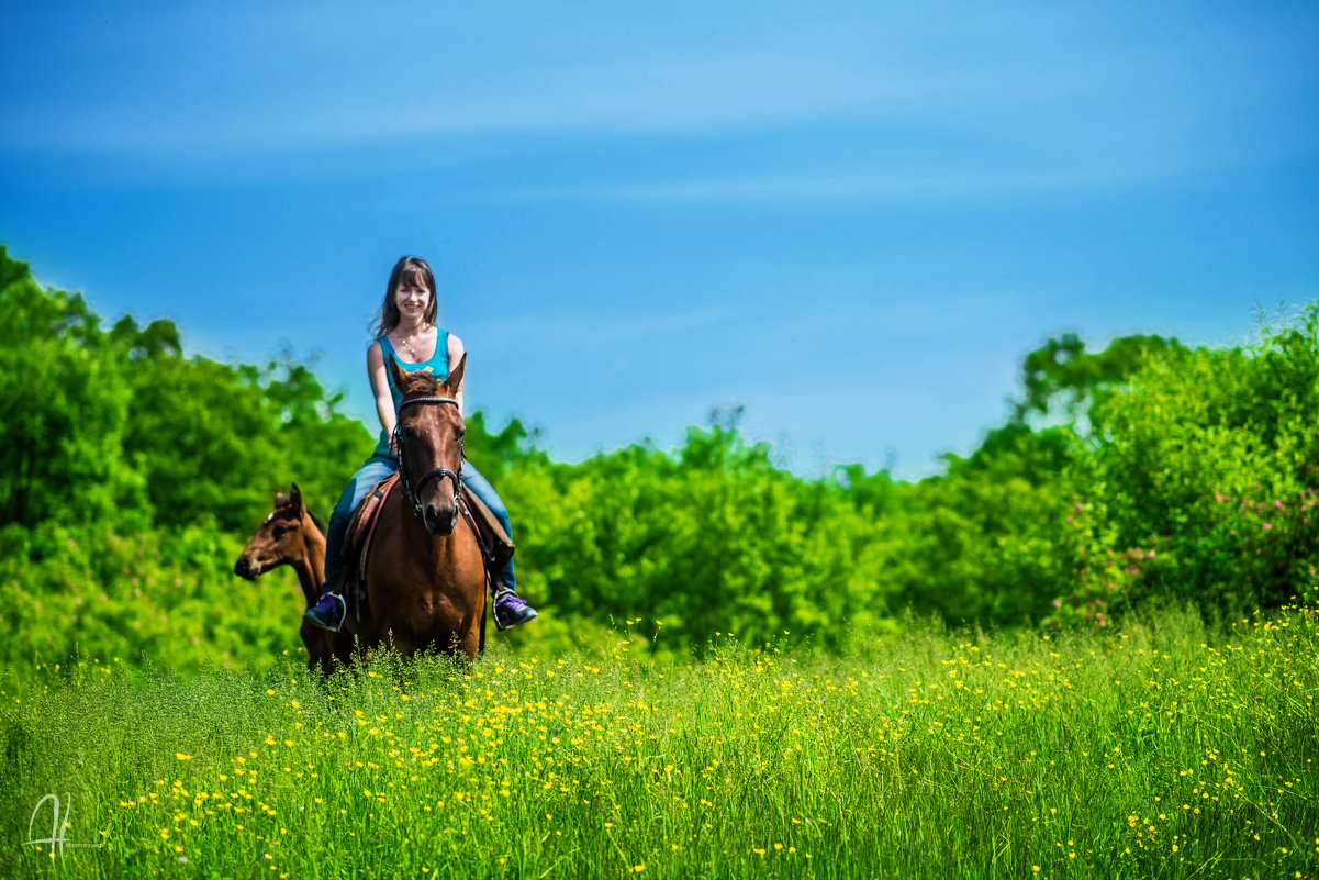 конная прогулка - Алёна Николаева
