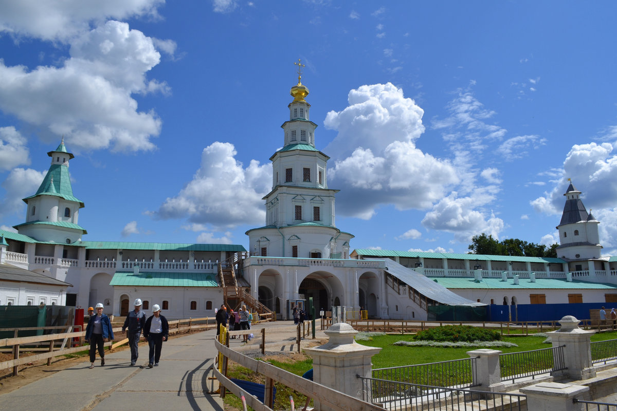 Новоиерусали́мский монастырь - Наталья Левина