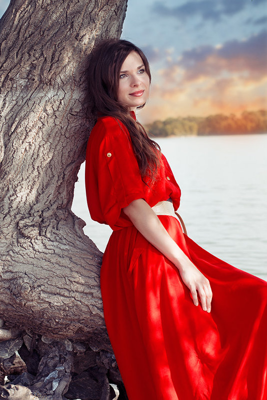 красное платье - Анастасия Задорова