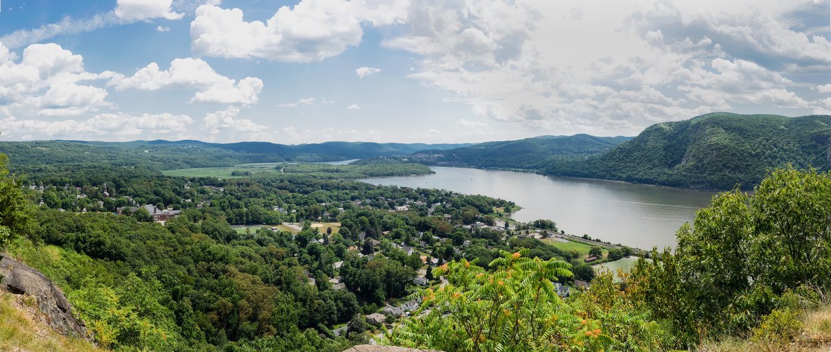 Вид на Hudson River, Cold Springs, NY - Vadim Raskin