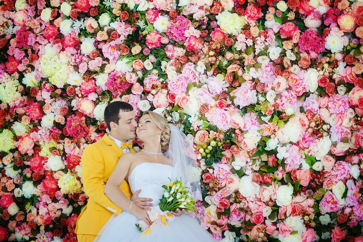 Свадебная фотосессия в цветах
