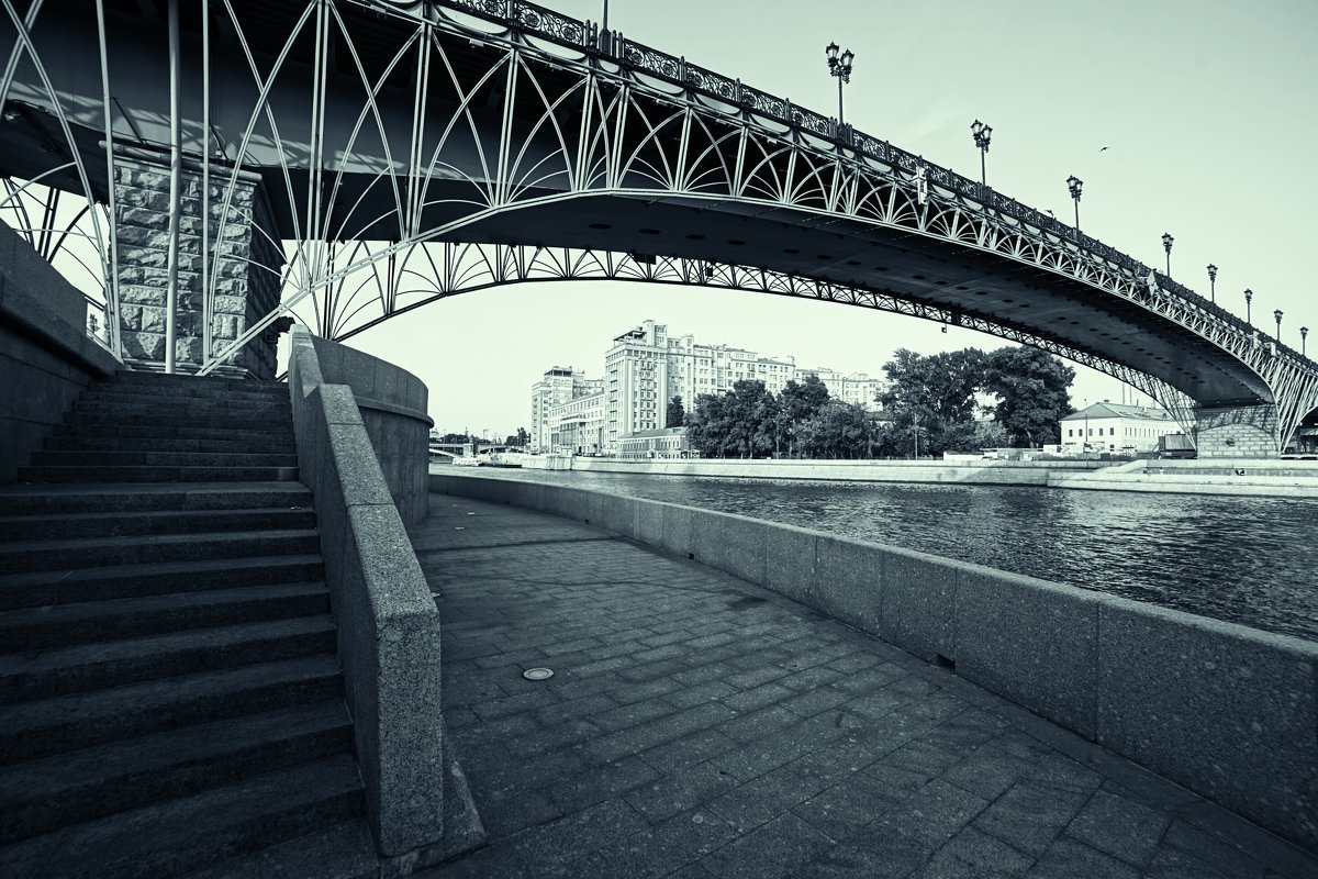 Мост через реку - Алексей Соминский