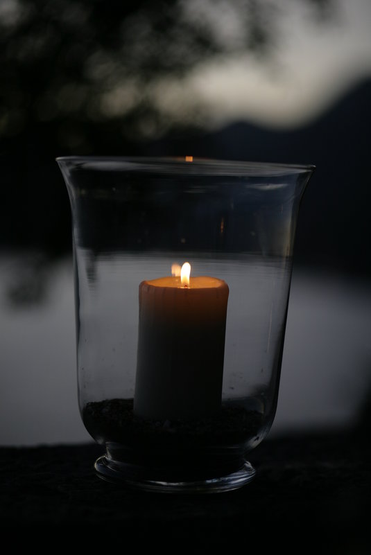 Свеча горела на столе, свеча горела... - Любовь Зима