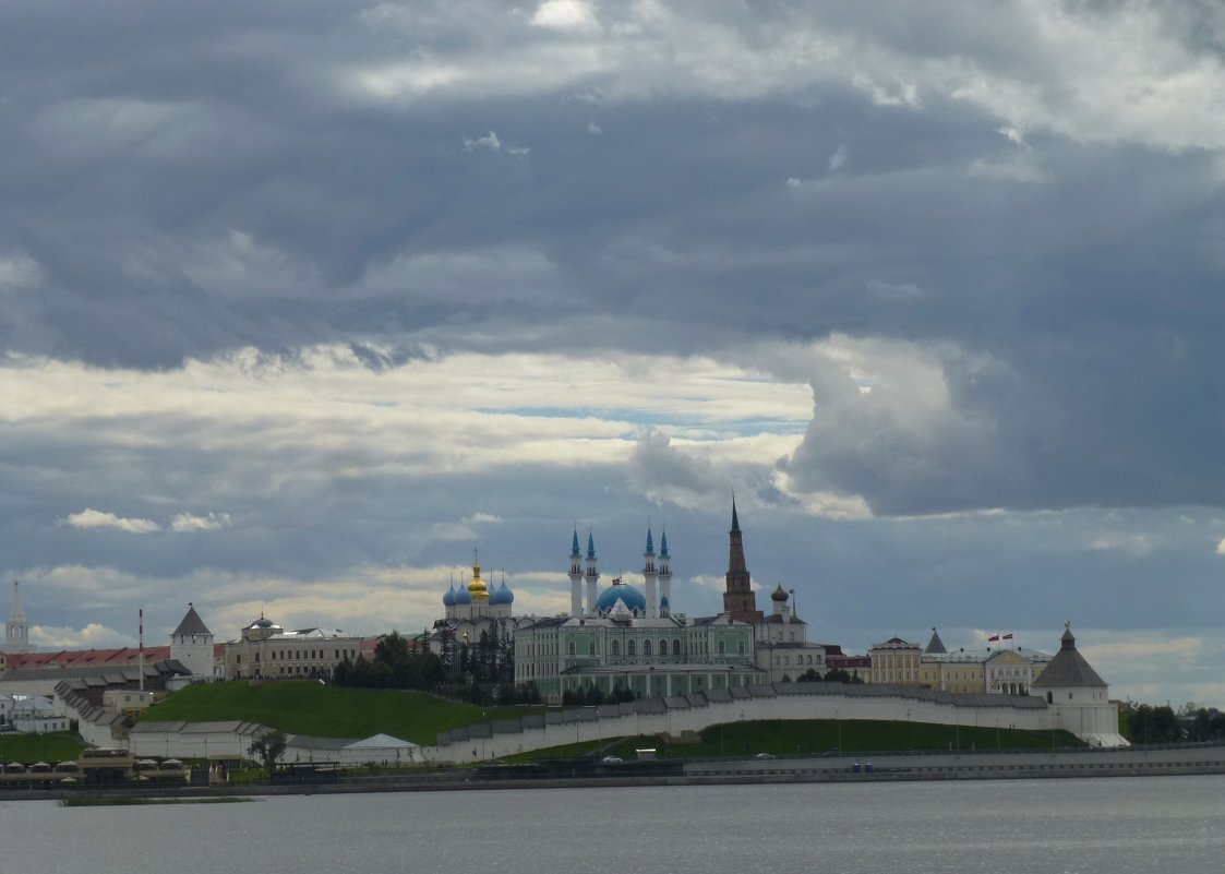 Уж небо осенью дышало... - Наиля 