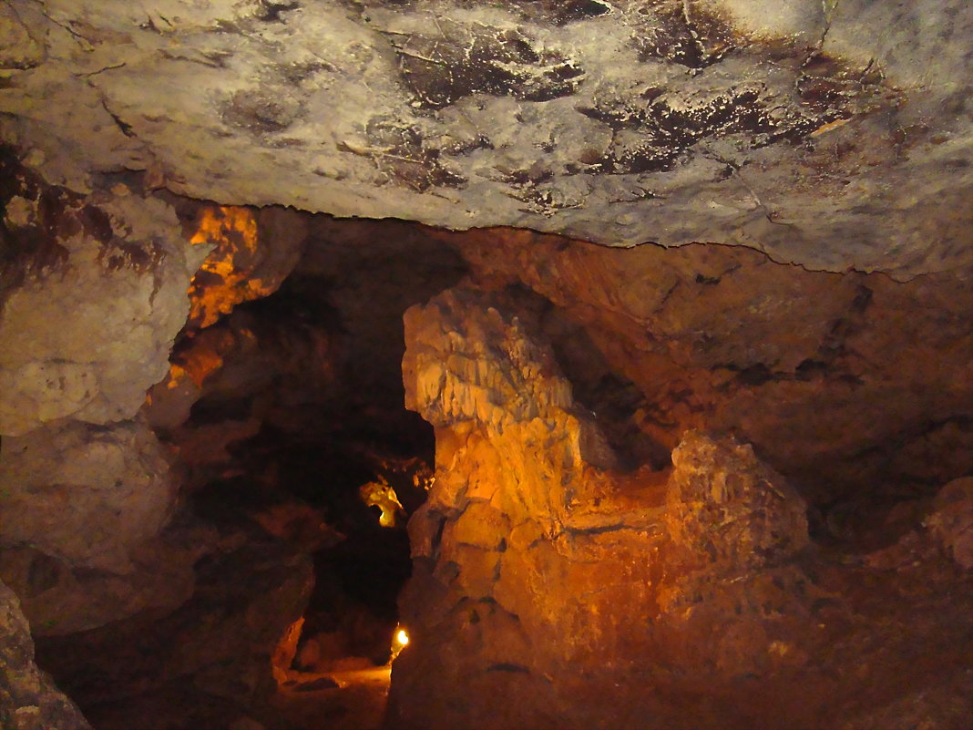 В пещере - Алла 