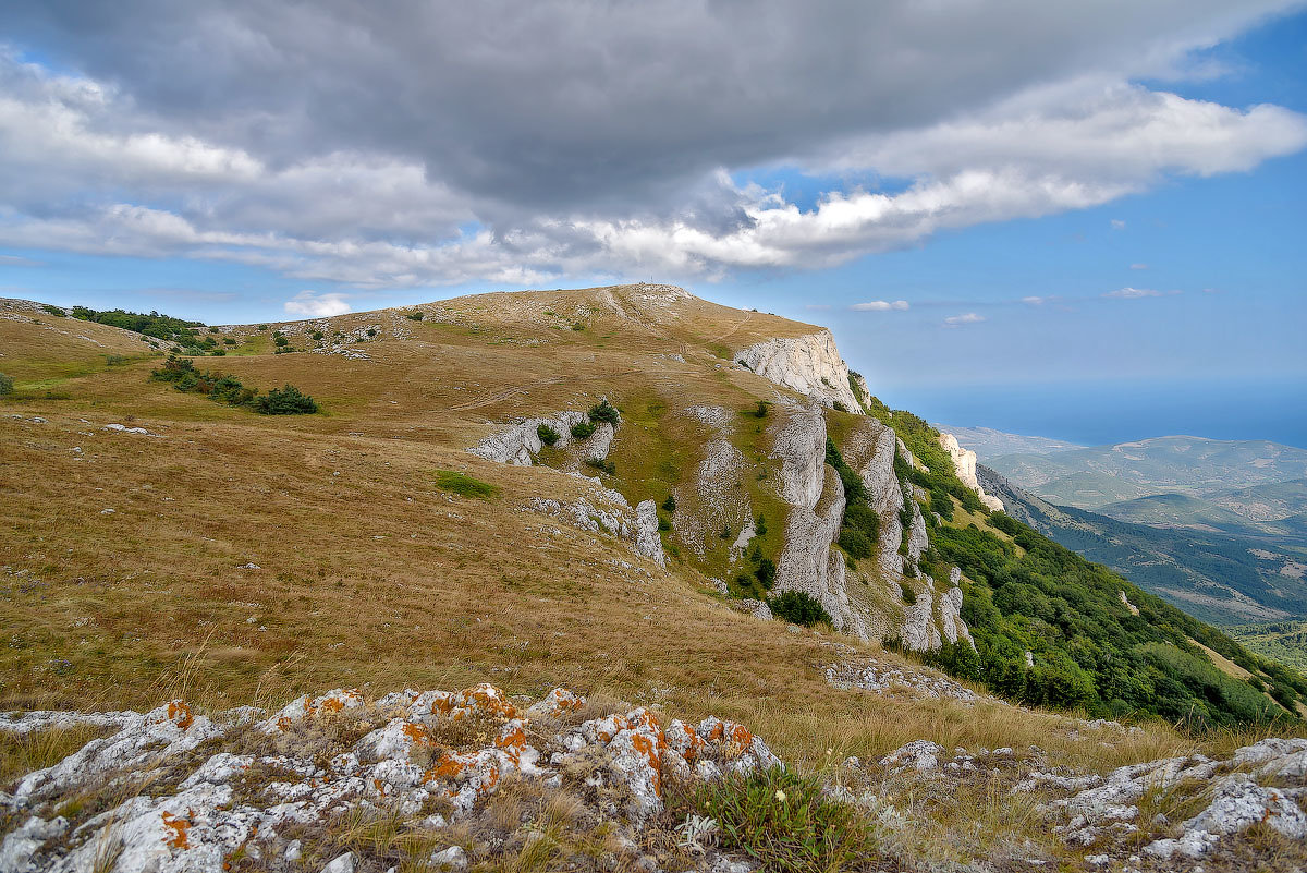 В горах Крыма. - Эдуард Пиолий