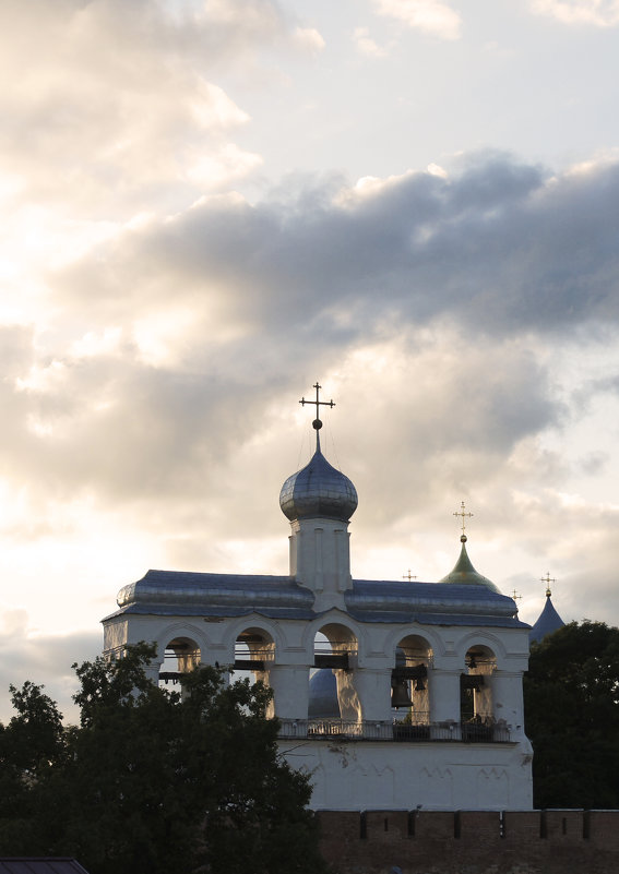 Колокольня Софийского собора в Великом Новгороде. - valerii 