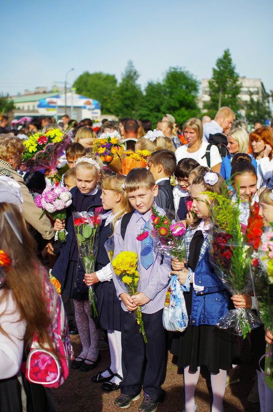 Праздник знаний - Рома Григорьев