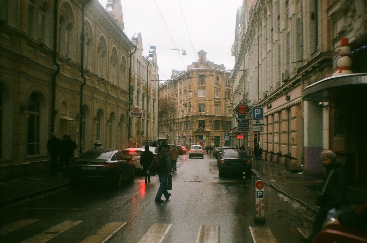 Дождливый Питер в Москве - Андрей Ефимов