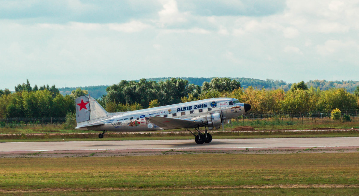 МАКС 2015. DC-3 "Douglas" - Андрей Воробьев