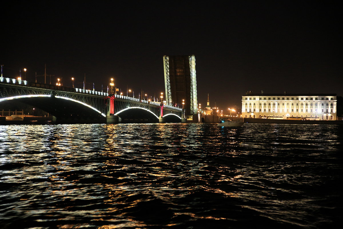 Питер,разведение моста - Андрей 