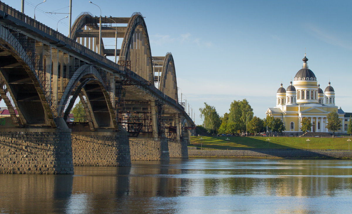 Мост через Волгу и Спасо-Преображенский собор - ВЯЧЕСЛАВ КОРОБОВ