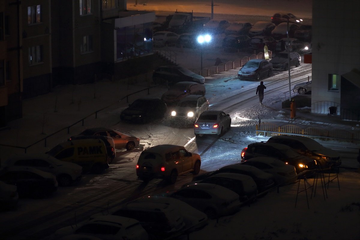 На улице ночь - во дворе снег... - Виктор Коршунов