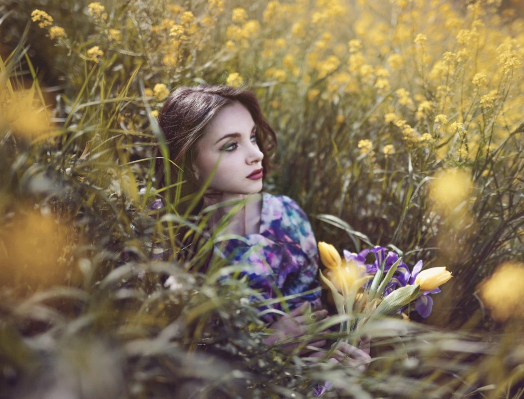 Незнакомка с цветами - Мария Буданова