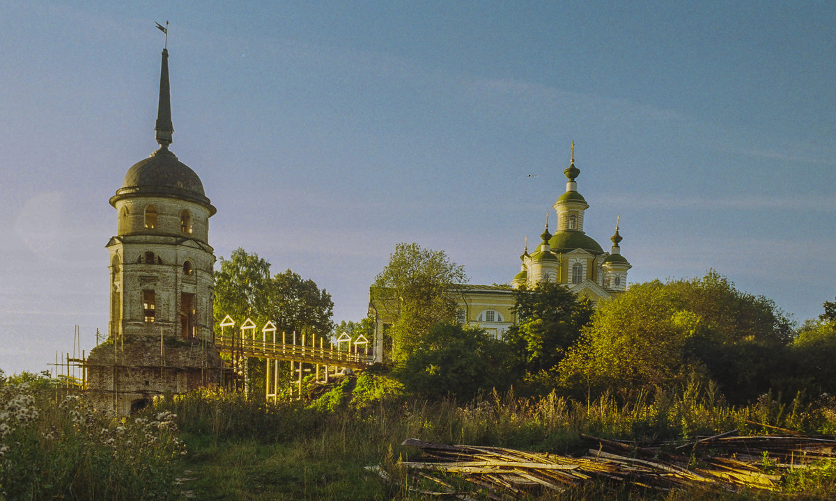Вид на монастырь - Андрей Нестеренко