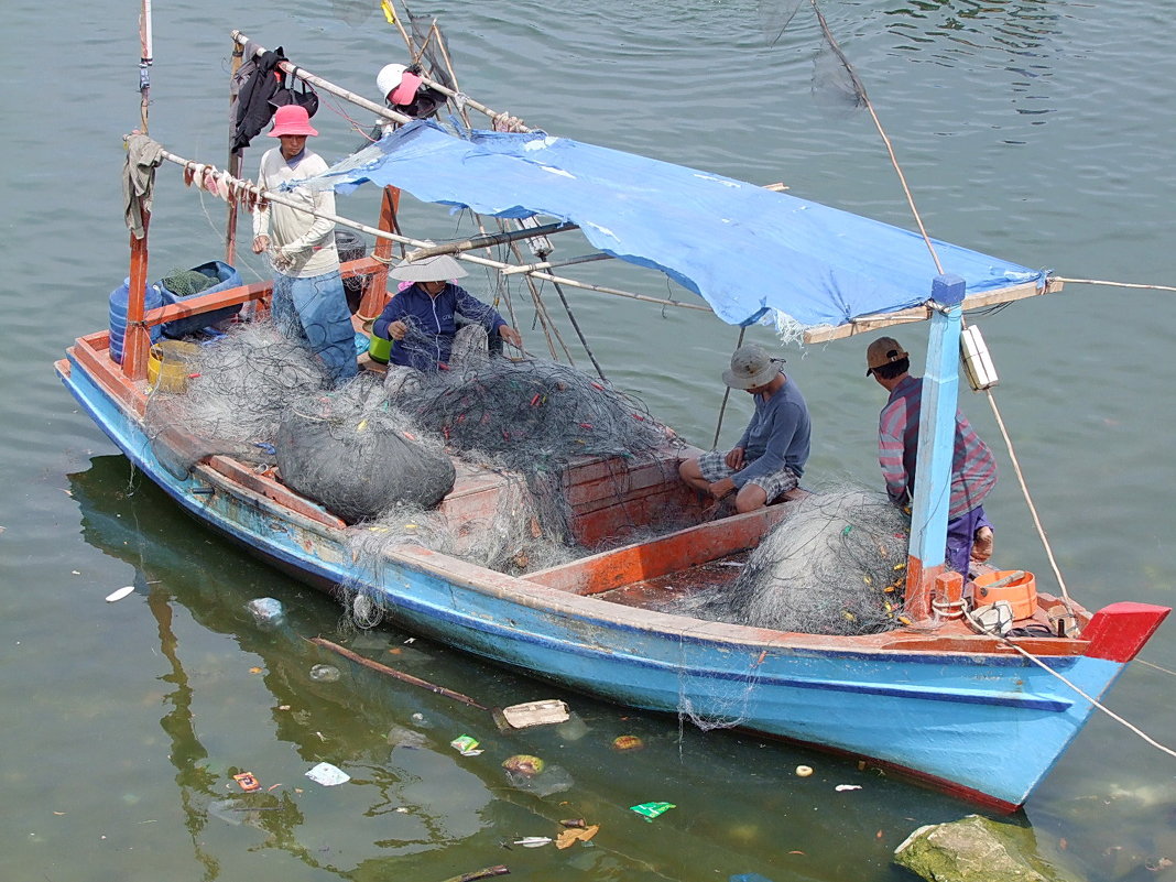 Вьетнамские рыбаки - Людмила Огнева 