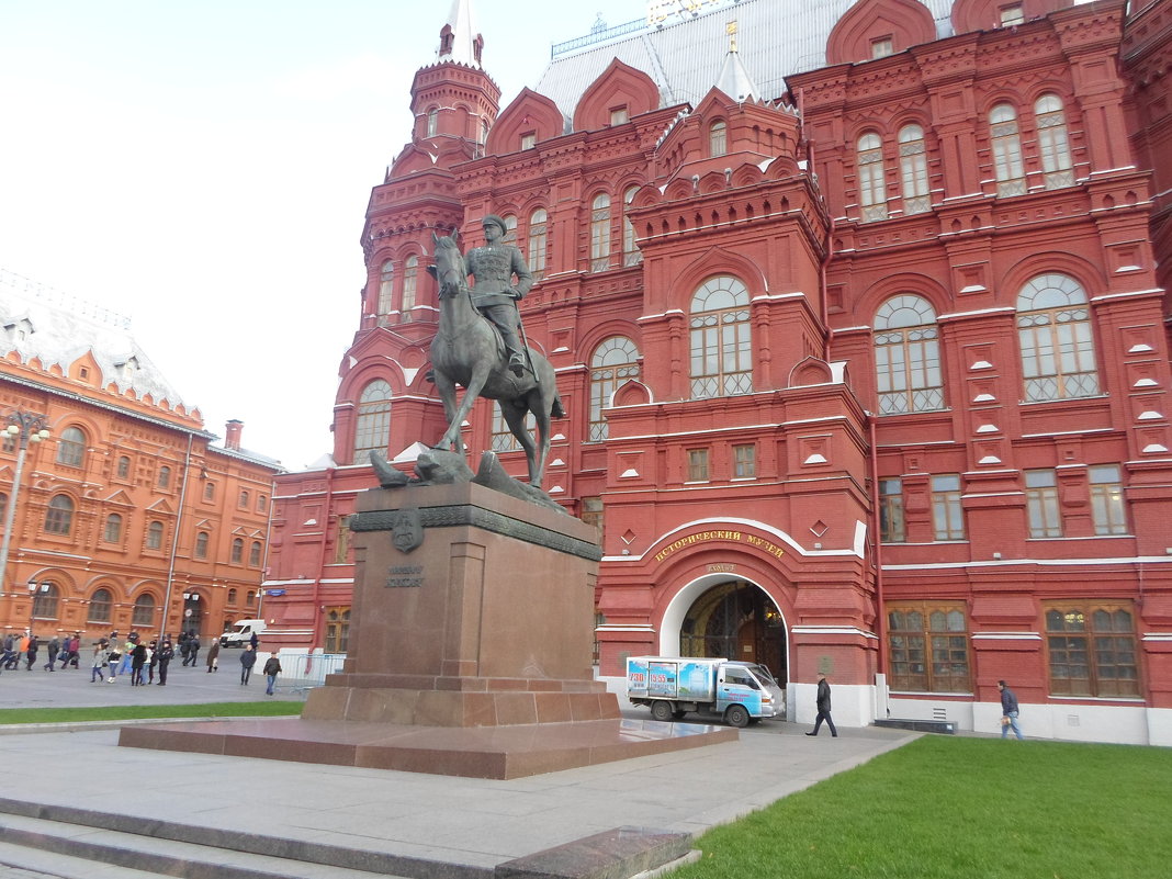Здание исторического музея в Москве - BoxerMak Mak